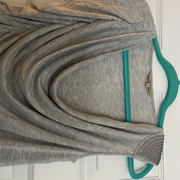 Cute heather grey tank for the summer with sequin detail on left shoulder! - Picture 3 of 4